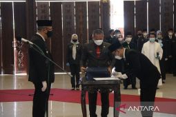 Sutarmidji lantik 378 kepala SMA - SMK se Kalimantan Barat