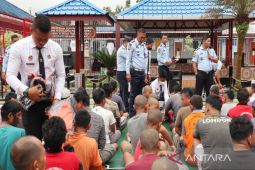 Rutan Tarutung terapkan pakaian pengenal dan pembeda bagi napi