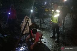 Jalur selatan Cianjur kembali amblas di lokasi Cibinong