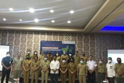 Sekda Sintang hadiri dan buka kegiatan konsultasi publik