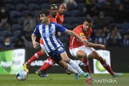 Rekrutan ketiga Arsenal Fabio Vieira senilai Rp619 miliar