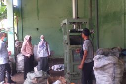 PLN Situbondo berikan pembinaan kepada sejumlah bank sampah