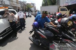 Legislator Gresik soroti realisasi retribusi parkir tak capai target