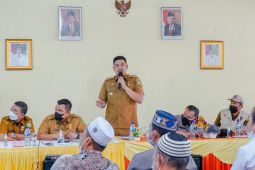 Wali Kota  Medan: Pemkot bangun tembok laut atasi banjir rob