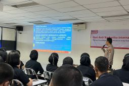 60 karyawan Alfamart Cikokol Tangerang ikuti penyuluhan bahaya narkotika