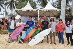 Atlet binaan KONI Aceh juarai kejuaraan selancar ombak se Sumatera