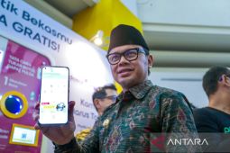 Pemkot Bogor bersama operator seluler tukar sampah plastik jadi pulsa