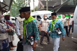1.326 calon haji asal Jambi sudah diberangkatkan ke Tanah Suci