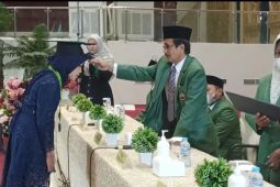 Sebanyak 210 lulusan SMP dan SMA ikuti wisuda Sekolah Islam Shafta