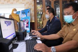 Wali Kota: Orang tua tidak perlu datang ke sekolah karena PPDB Tangerang daring