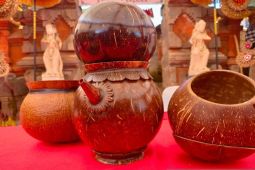 Kerajinan beruk dari Klungkung tawarkan peluang ekonomi dan pelestarian budaya