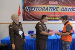 Kejari Kota Madiun terapkan keadilan restoratif pada kasus penggelapan ponsel