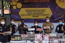 Bea Cukai Madiun musnahkan barang bukti hasil penindakan