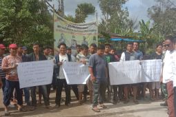 Masyarakat lingkar tambang PT DPM bubarkan aksi YDPK