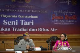 Budayawan: Seni pertunjukan jadi wahana ingatkan pemuliaan terhadap air