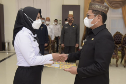 Gubernur Gorontalo melantik 174 P3K formasi guru