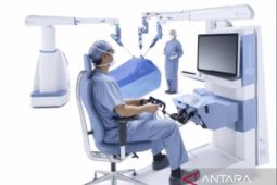 Dokter RSHS Bandung: Bedah jarak jauh robotik di Indonesia dimulai 2025
