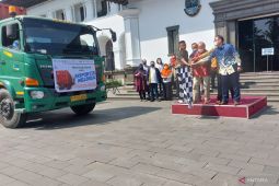 Pemprov Jabar lepas ekspor kelapa parut dari pelaku usaha milenial ke Meksiko