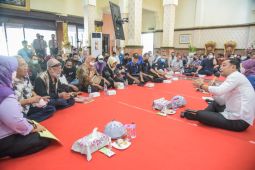 Eri Cahyadi ingin pelayanan publik di Surabaya tuntas 7 menit