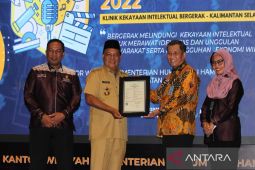 Kemenkumham serahkan hak cipta Mars Bergerak, Gubernur tingkatkan kesadaran KI