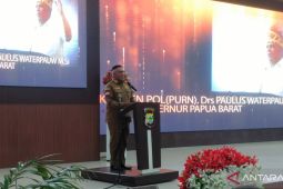 Paulus Waterpauw gunakan mobil pick up saat rintis Polda Papua Barat