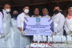 Plt. Gubernur Jatim imbau peternak kooperatif laporkan hewan terindikasi PMK