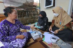 Layanan posyandu lansia