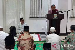 Hujan, shalat Idul Adha di KBRI Beijing dipindah ke aula
