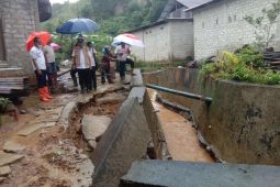 DPRD Ambon sarankan penanganan bencana di Ambon pakai APBD