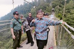 Pemkab Probolinggo studi manajemen pengelolaan jembatan kaca Bromo ke Sukabumi