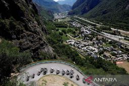 Tour de France: Pidcock klaim etape 12 di Alpe d'Huez, Vingegaard tetap kaus kuning