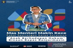 Sandiaga Uno makin kece, pakai sasirangan karya suratman ABH binaan Bapas Banjarmasin