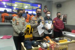 Polres Indramayu ringkus 5 pencuri ban serep truk yang beraksi 150 kali di tol