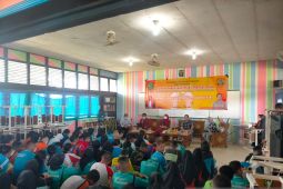 PN Singkawang "Goes to School" penyuluhan bahaya narkoba di kalangan pelajar