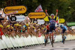 Tour de France: Pedersen juarai etape 13 , Vingegaard tetap kaus kuning