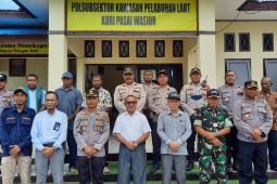 Pemkab Wondama dukung Polsubsektor Pelabuhan Kuri Pasai