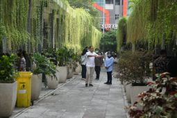 Lorong Balai Kota Surabaya kondisinya kurang terawat