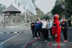 Pemkab Badung semprot Eco-Enzyme untuk cegah PMK