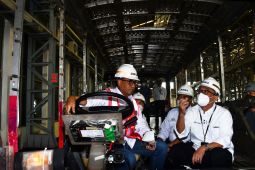 Menteri Perhubungan tinjau Bus Listrik G20