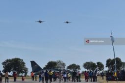 TNI AU lakukan pengamanan dan evakuasi pesawat T-50i jatuh di Blora