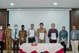 Pemkab Batanghari teken akad pinjaman daerah dengan Bank Jambi dan Bank Sumsel-Babel