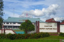 Fransiskus Diaan sebut Kantor Bupati Kapuas Hulu segera dibongkar