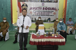 Pemprov Gorontalo salurkan bantuan pangan di Paguyaman