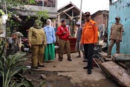 Bantuan untuk korban banjir dan longsor di Garut masih berdatangan