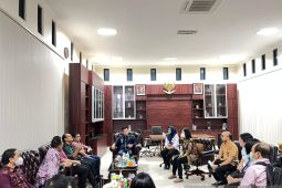 Kaimana gandeng FK Udayana tingkatkan pelayanan RSUD
