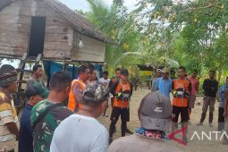 Tim SAR evakuasi jasad nelayan asal SBB yang tenggelam