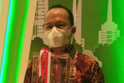 Bupati Bangka Tengah Algafry Rahman terima penghargaan Nirwasita Tantra