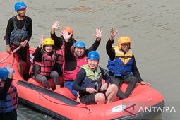 Perumda Tirta Pakuan Bogor berupaya kurangi pencemaran Sungai Cisadane