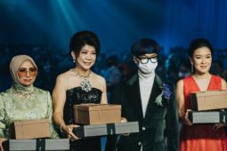 Jenama perhiasan asal Bandung eksis di peragaan busana Didi Budiardjo