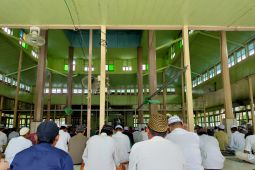 Khatib ajak sambut kedatangan jemaah haji dengan doa